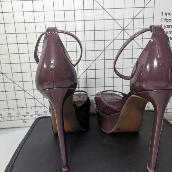 NEW- Women's Gianni Bini Natali Patent Ankle Strap Platform Dress Sandals - Picture 5 of 7